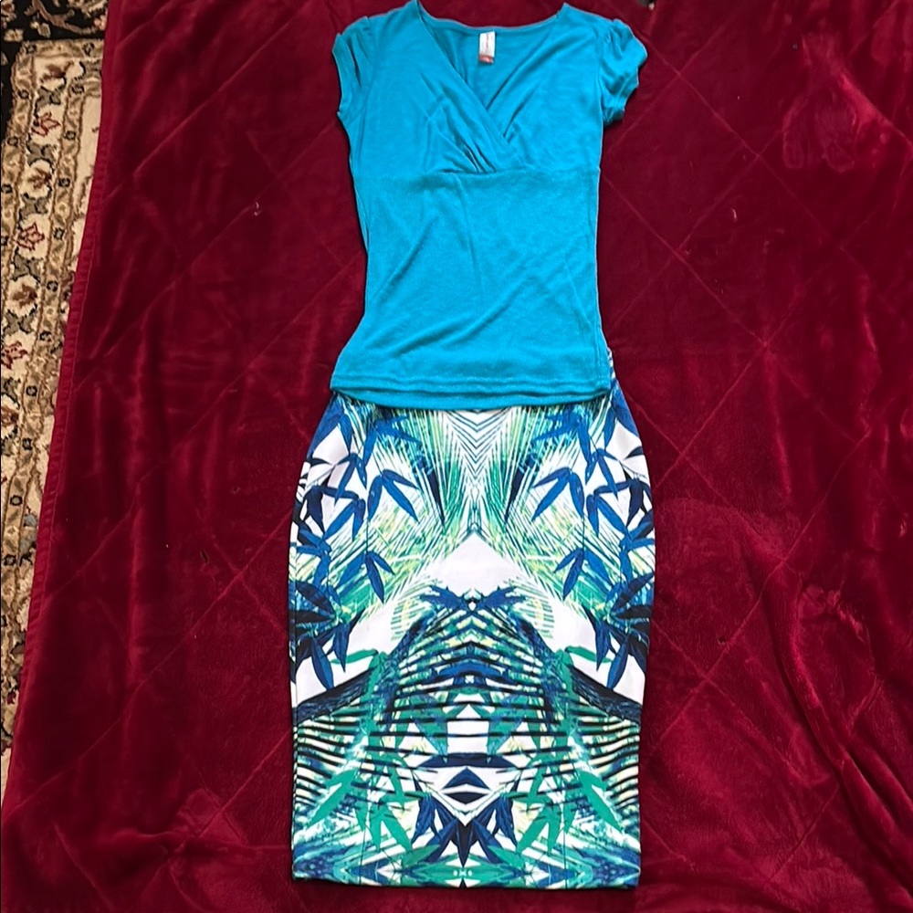 Two pieces: Blue Top with Tropical Print Skirt. Women’s small